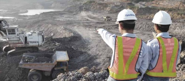 인도네시아 광산에서 석탄을 채굴하고 있는 모습/인도네시아 투자 홈페이지 갈무리
