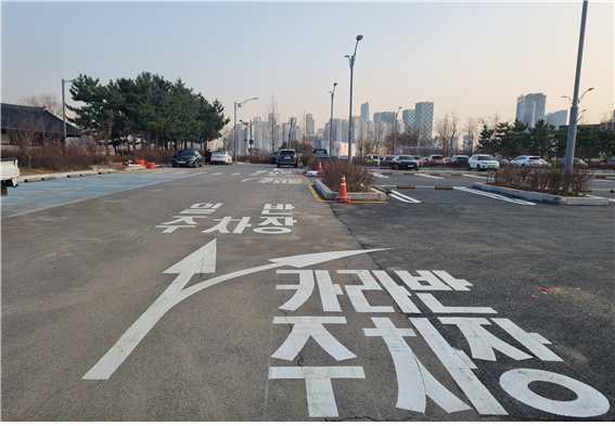 송도 달빛축제공원 주차장 진입로 /사진제공=인천경제자유구역청