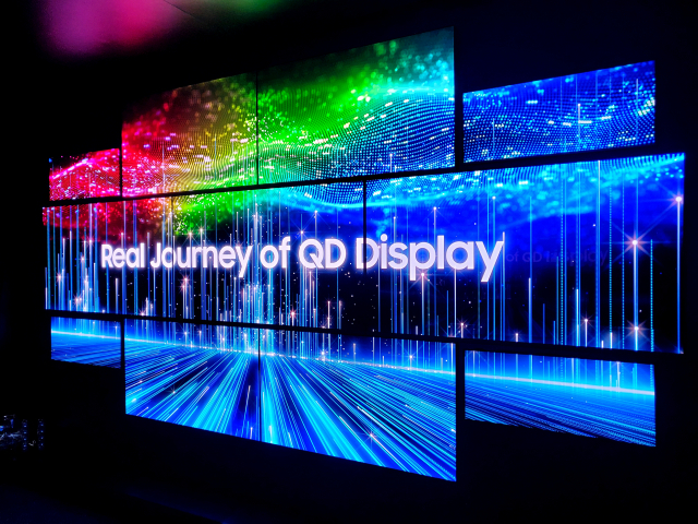 삼성, QD-디스플레이 첫선…OLED TV시장 출사표