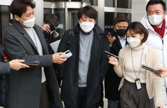 이준석, 윤석열과 결별 선언 '연습문제 거부당해…尹 무운 빈다'