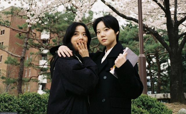 블랙핑크 지수(왼쪽)와 고 김미수 배우(오른쪽) / 사진=지수 인스타그램 캡처