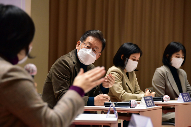 이재명 “尹, 여성가족부 폐지 넘어 사회 개선할 대안 제시해야”