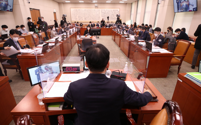 '오는 3월 대선, 재외국민 투표소 확대…종편 선거토론 허용'