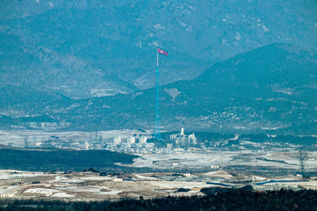 경기도 파주시 오두산 통일전망대에서 바라본 서부전선 비무장지대(DMZ) 북측/연합뉴스