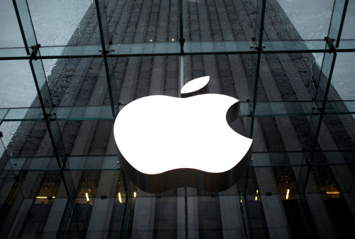 애플의 독자 운영체계인 iOS 자동 업데이트 오류가 잇따르고 있다. /연합뉴스