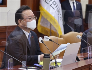 중대재해법 시행 앞두고 김 총리 "후진적 안전관리는 적폐"