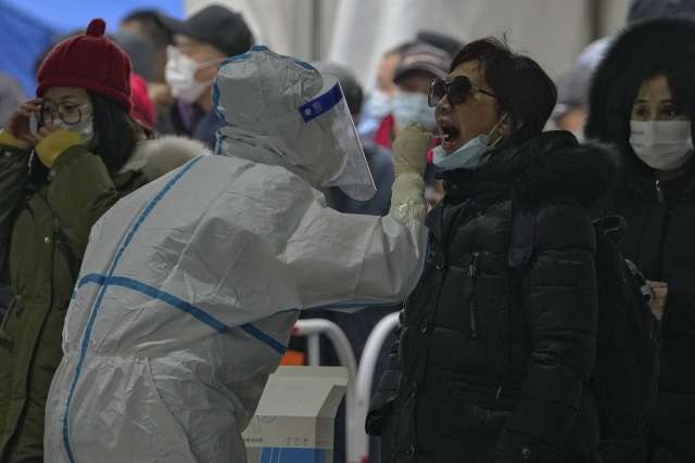 中 베이징 올림픽 해외 선수단서 코로나19 확진자 발생