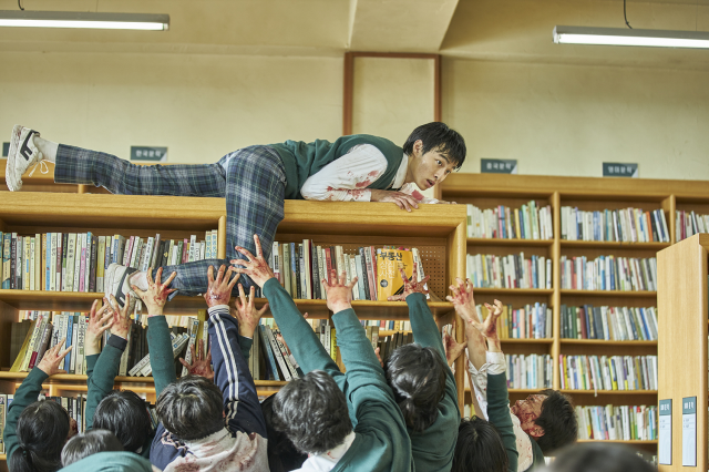 '지금 우리 학교는' 연일 글로벌 1위… 장르물에 사회문제 묶어낸 성공 공식 재현