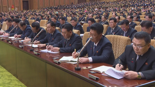북한이 지난 6~7일 평양 만수대의사당에서 최고인민회의 제14기 제6차 회의를 개최했다./연합뉴스