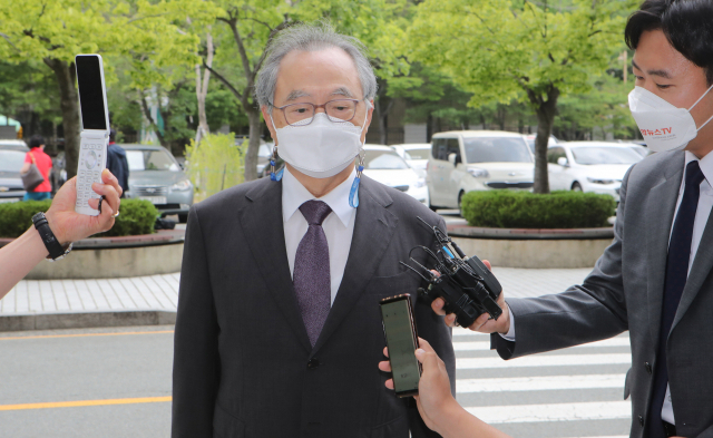 오거돈에 징역 3년 원심 유지…'법원, 권력형 성폭력 근절 의지 없어”