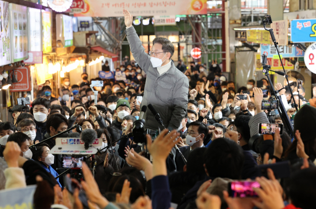 李 ‘위기에 강한 경제 대통령’ vs 尹 ‘공정한 기회가 보장되는 나라'