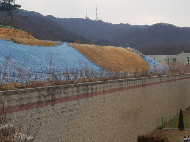 용인시 수지구 고기동 일대 급경사지 현장 모습. /사진제공=용인시