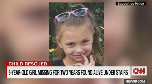 “계단 뜯어내니 아이 발이”…실종 3년 만에 구조된 6세 소녀
