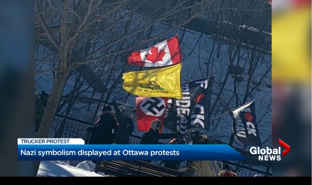 캐나다 오타와에서 열린 시위에 등장한 나치 문양. 글로벌 뉴스 캡쳐