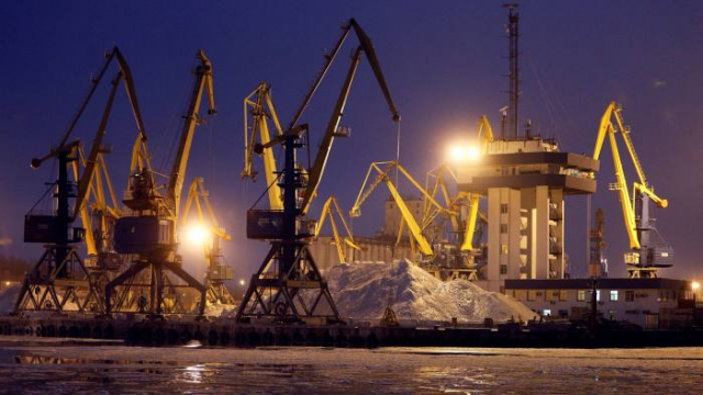 우크라이나 동부의 마리우폴 항구. AP연합뉴스
