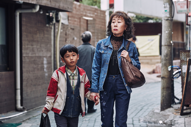 Ott다방] 당신의 편견을 죽여주는 영화 '죽여주는 여자' | 서울경제
