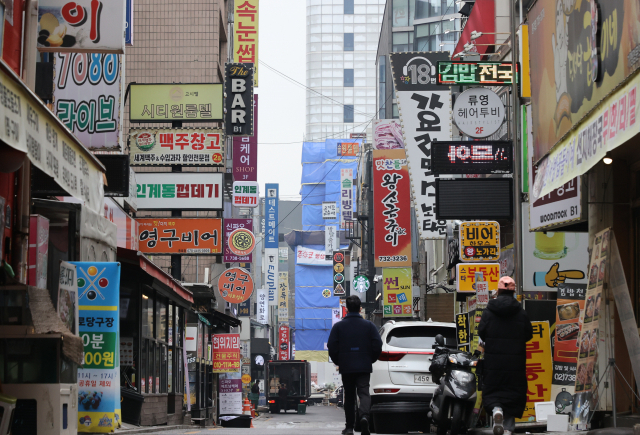 1월 생산·소비 쌍끌이 감소…우크라 사태로 경기불안 증폭