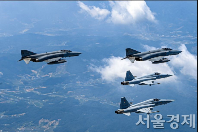 공군 'KF-5E  추락사고' 원인 규명…연료 새는 노후 전투기가 조종사 목숨 앗았다