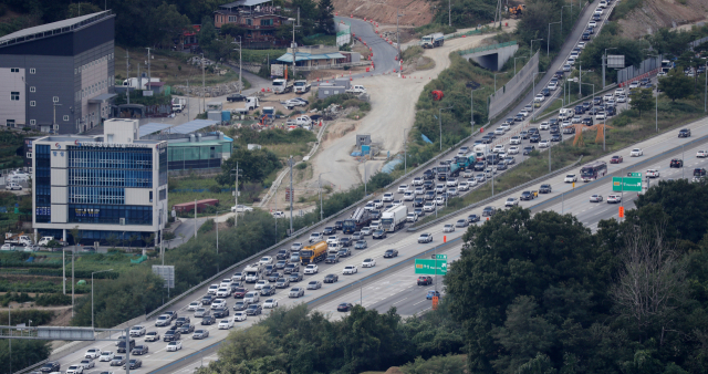 경기 용인시 영동고속도로 전경/연합뉴스