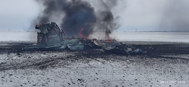 우크라 동부 도네츠크서 추락해 불타는 러시아군 전투기 /연합뉴스