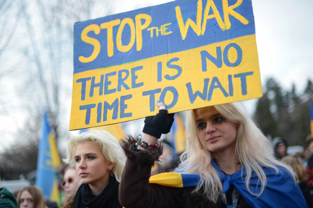 3일(현지시간) 폴란드에서 러시아의 우크라이나 침공에 반대하는 이들이 시위를 벌이고 있다. EPA연합뉴스