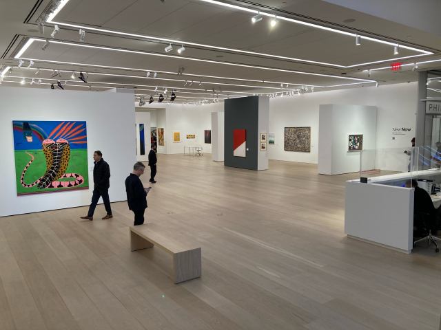 9일(현지시간) 진행되는 필립스 경매 회사의 현대 미술 경매 'New Now' 전시 전경.