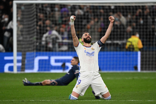 10일 UEFA 챔피언스리그 16강 2차전에서 득점 뒤 환호하는 레알 마드리드의 카림 벤제마. AFP연합뉴스