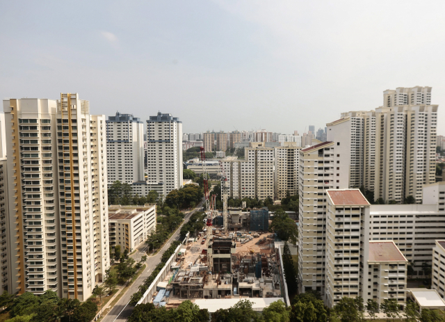 '한국과 닮은꼴?'…싱가포르도 주택 규제에 거래량 22.5% 급감