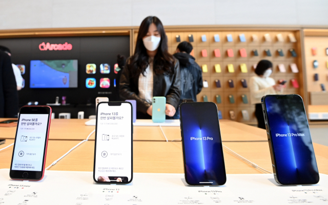 애플, 매달 다른 아이폰으로…기기 구독 서비스 추진 '아이폰SE'도 출시