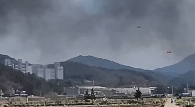 공군 'KT-1 훈련기' 2대 충돌…4명 모두 순직