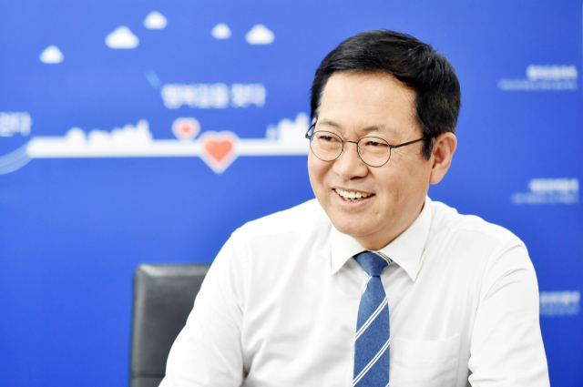 인천 제물포 고교 선후배 박남춘·유정복…인천시장 선거 '리턴매치'