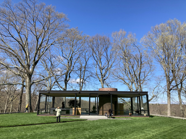 [뉴요커의 아트레터]자연과 건축이 하나되는 필립 존슨의 '더 글래스하우스'