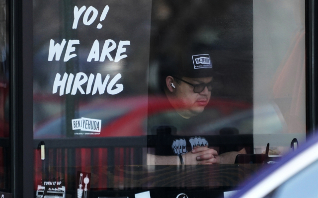 美 4월 실업률도 3.6%…'연준 빅스텝에 고용 걸림돌 없다'