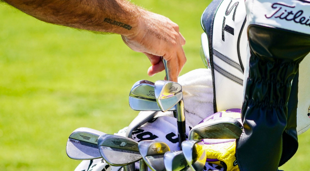 맥스 호마의 오른 손목에는 ‘relentless(끈질긴)’라는 문신이 새겨져 있다. PGA 투어 홈페이지