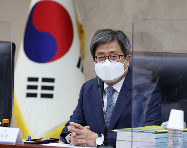 “김명수 대법원장, 사법권 독립 침해” 교수들 소송 각하