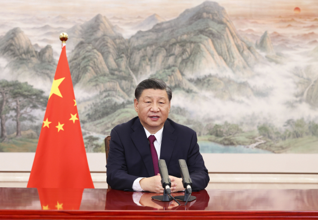 시진핑 중국 국가주석이 21일 베이징에서 화상을 통해 '보아오 포럼' 개막 기조연설을 하고 있다. 신화연합뉴스