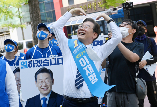 '이재명 지지율 역전'되자, 조사기관 고발한다는 진보단체