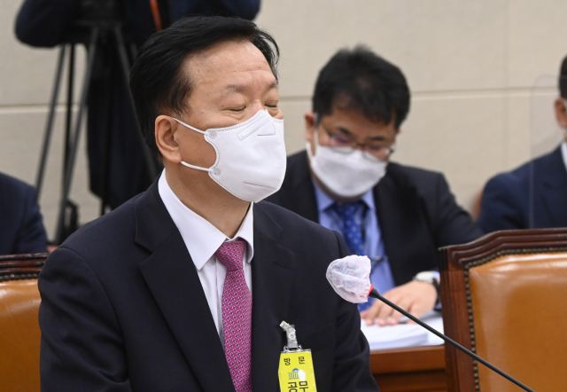 정호영 복지부 장관 후보자 자진 사퇴 '의혹은 허위…국민 눈높이 부족'