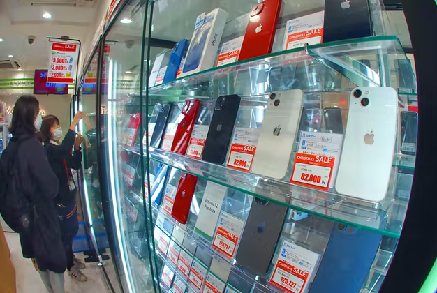 아이폰 천국 일본…MZ세대 ‘신상’ 대신 '중고' 찾는 이유는
