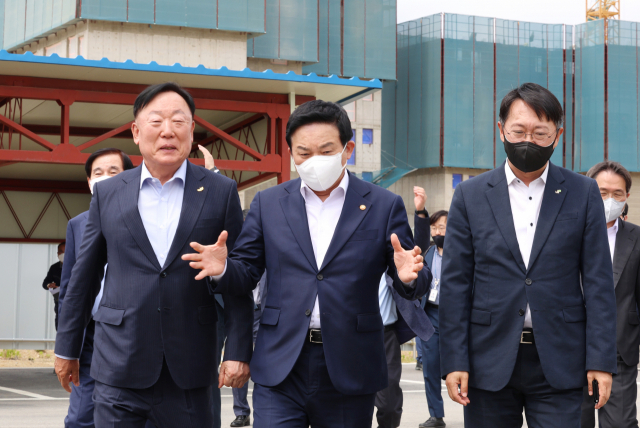 분상제 개편 기다리다…둔촌삼익빌라 재건축 조합, 8월 후분양 나선다