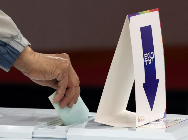 [속보] 투표율 50%대 초반될듯…국힘·민주 누가 웃을까