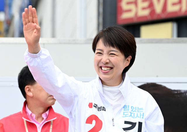 [속보]새벽 5시32분 개표 96.6%에 김동연 역전…김은혜와 289표차