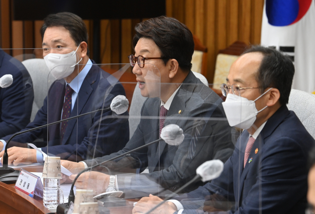 권성동 국민의힘 원내대표가 15일 국회에서 열린 제3차 당정대 협의회에서 발언하고 있다. / 성형주 기자