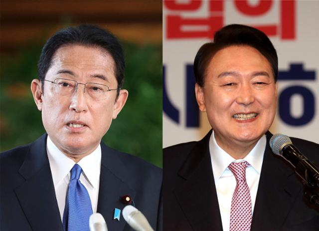기시다 후미오(왼쪽) 일본 총리와 윤석열 대통령. AFP연합뉴스