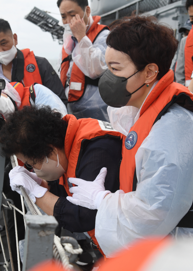 軍, 20년전의 연평 제 2해전 '승전의 역사'로 공식화…전승비 건립 등 추진