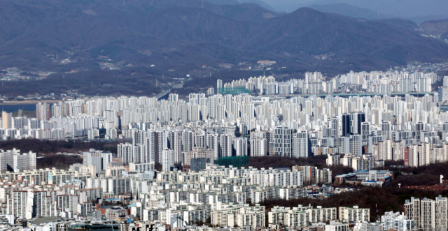서울 시내 아파트 단지들의 모습/연합뉴스