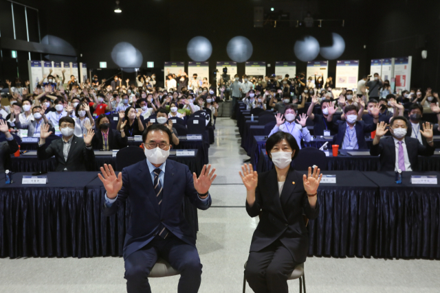 신한금융·환경부, 총상금 5억 원 규모 ESG스타트업 경연 개최