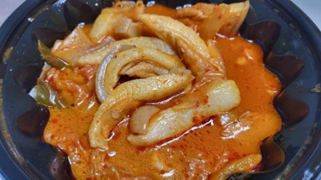 비계만 가득 1만8000원 김치찌개…'이걸 먹으라고' 분통