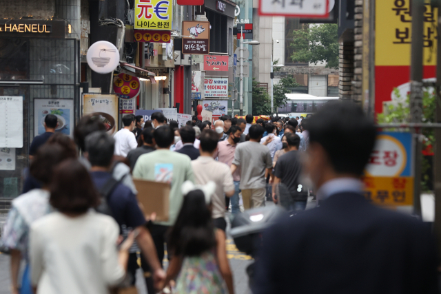 직장인 식대 비과세 2배로…영화 관람비도 소득공제