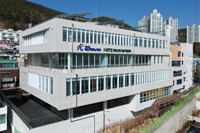 의료산업기술지원센터 전경./사진제공=부산시